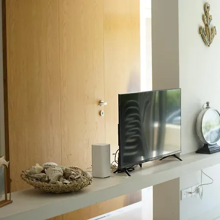 Searenity Seafront House - 50m From The *