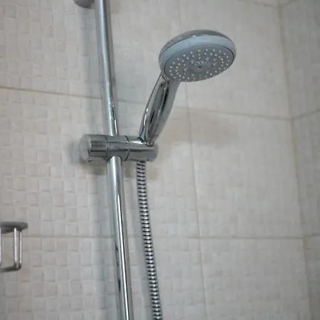 Searenity Seafront House - 50m From The Larnaca
