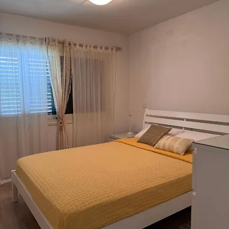 Holiday home Searenity Seafront House - 50m From The *