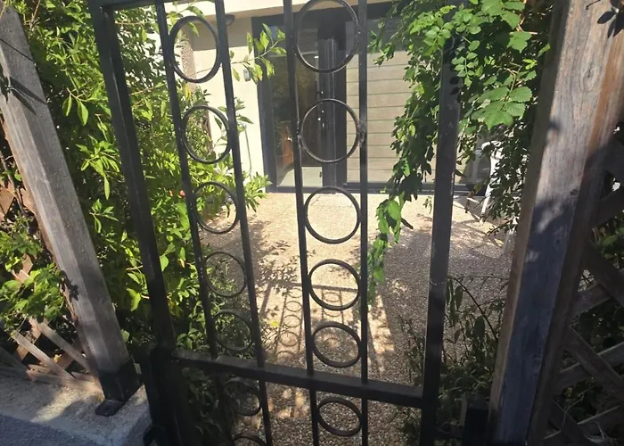 Lazuli Seafront House Nr18 Holiday home *